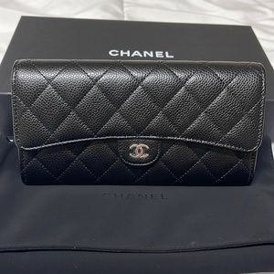 ❌FINAL SALE❌100% Authentic Chanel Classic Long Flap Wallet